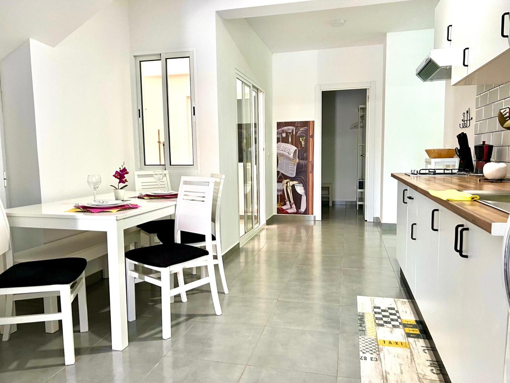 Animos! Apartments - 10 Modern Apartments Near The City & Beach, Perfect For Nomads, Travellers, Families, Watersports! Santa Maria Exterior photo