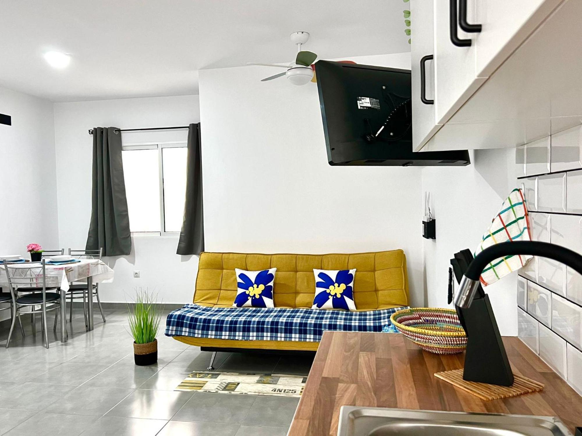 Animos! Apartments - 10 Modern Apartments Near The City & Beach, Perfect For Nomads, Travellers, Families, Watersports! Santa Maria Exterior photo